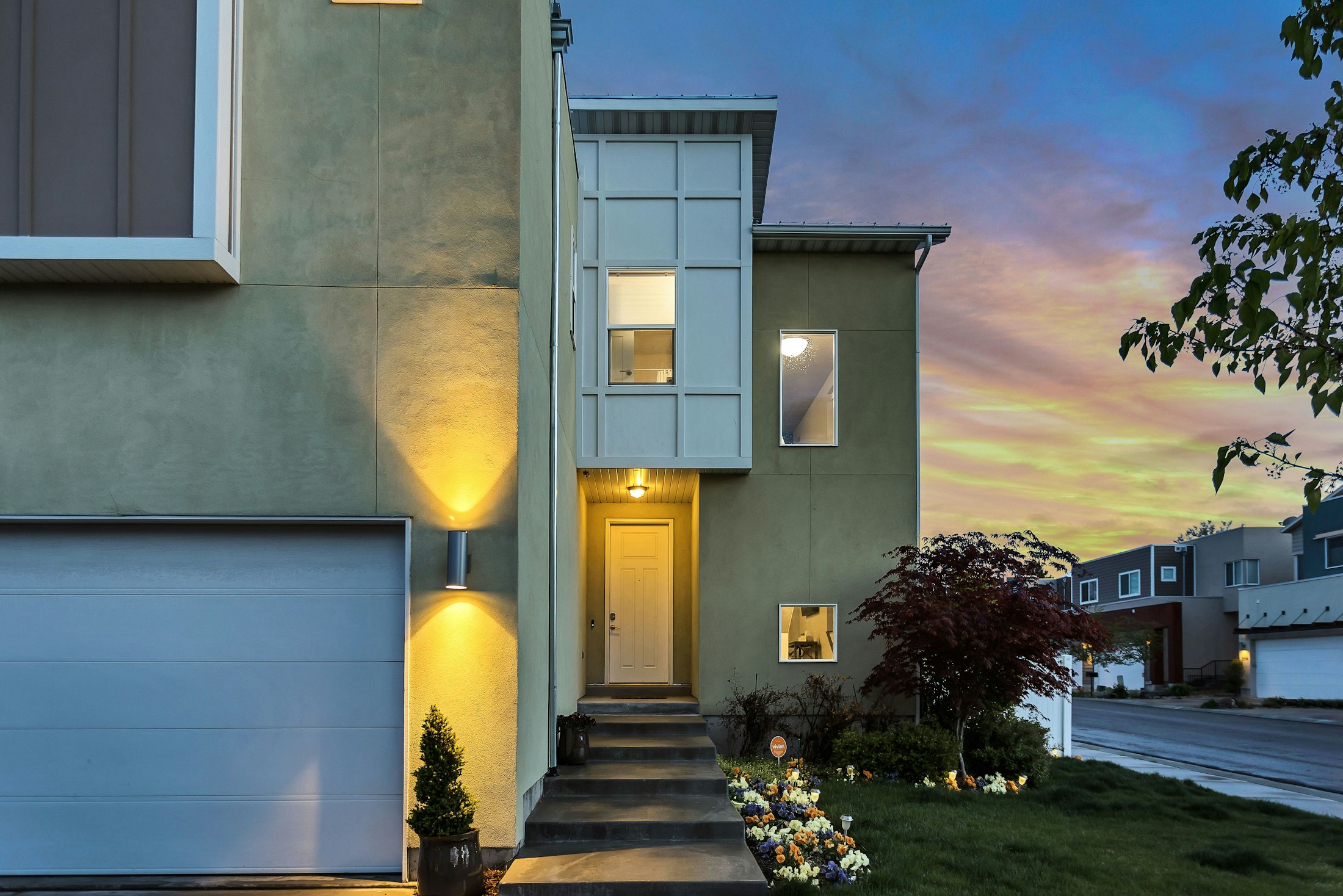 Modern one floor unit